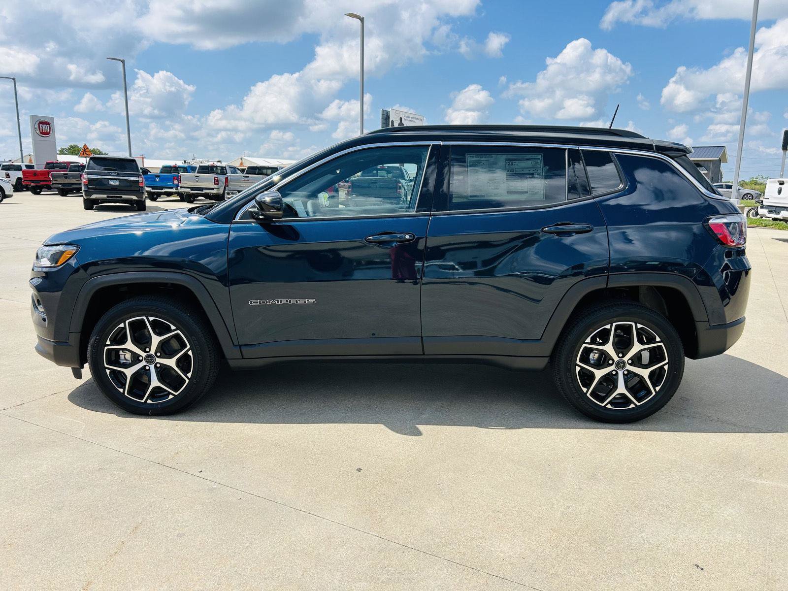 New 2026 Jeep Compass Limited AWD/4WD image 34