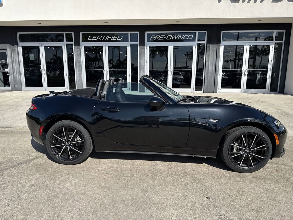 New 2025 MAZDA MX-5 Miata Grand Touring w/ Weather Package image 5