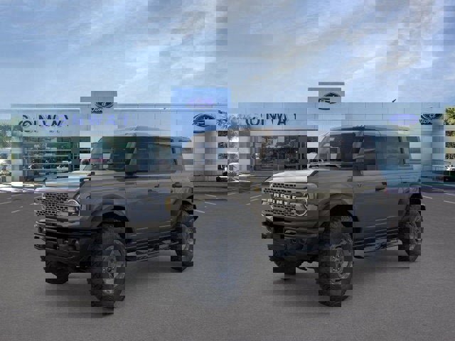 New 2025 Ford Bronco Badlands w/ Sasquatch Package