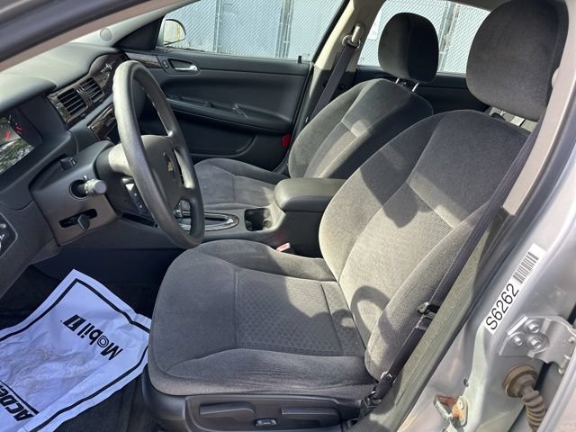 Used 2016 Chevrolet Impala Limited LS FWD image 12
