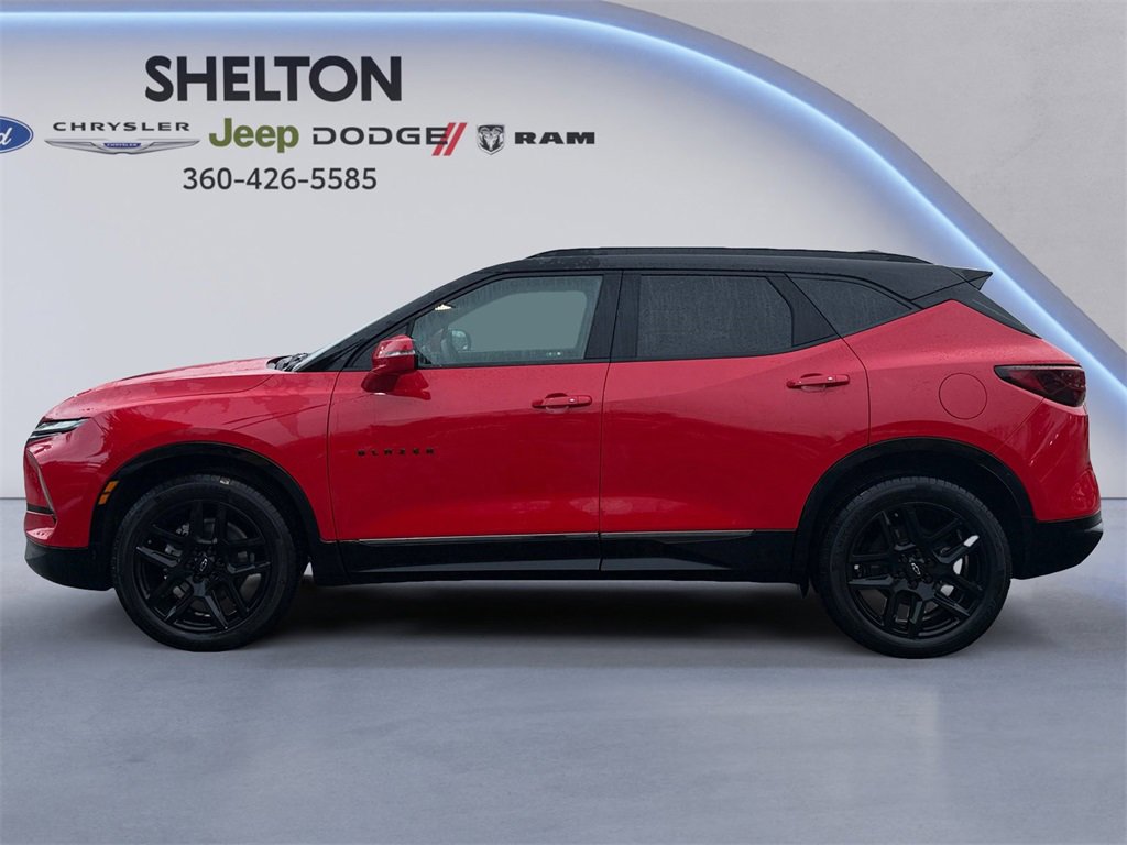 Used 2024 Chevrolet Blazer RS image 2