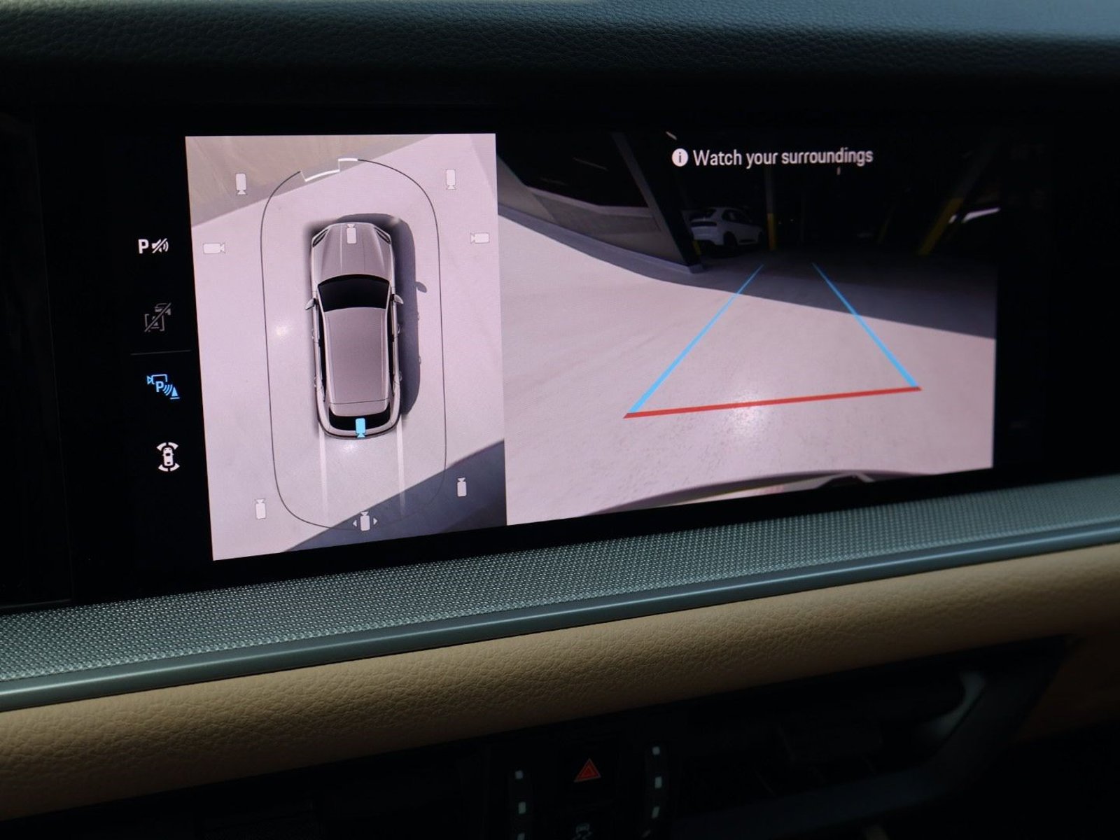 Certified 2026 Porsche Cayenne E-Hybrid w/ Premium Package Plus AWD/4WD image 19