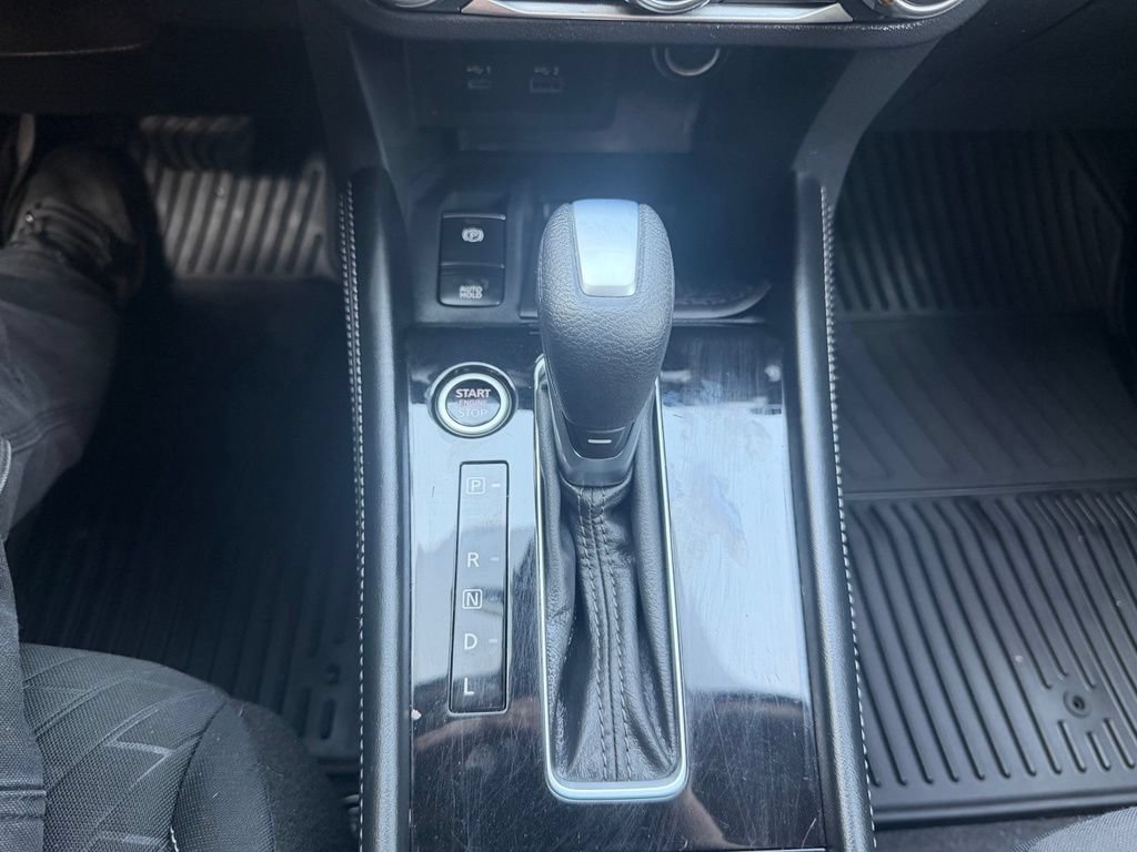 Used 2023 Nissan Kicks SV FWD image 21