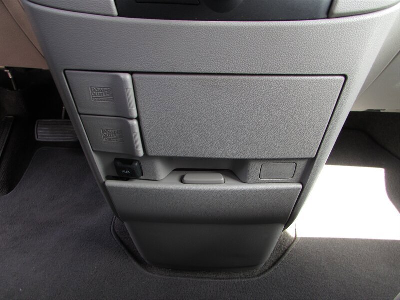 Used 2012 Honda Odyssey EX image 18