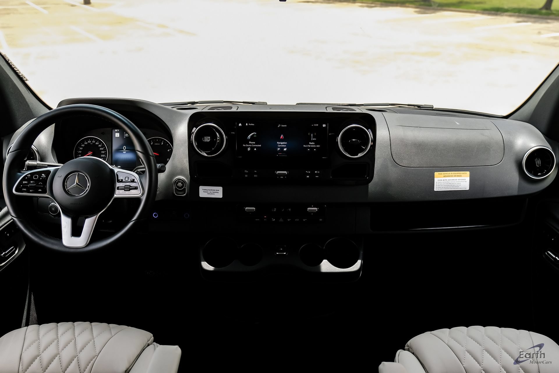 Used 2023 Mercedes-Benz Sprinter 3500 image 29