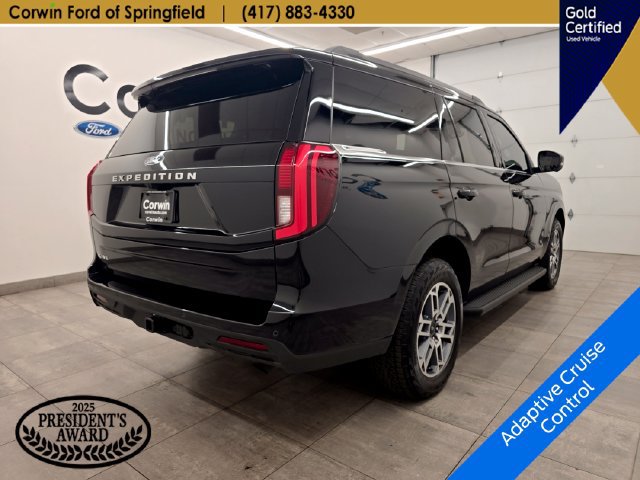 Certified 2025 Ford Expedition Active AWD/4WD image 6