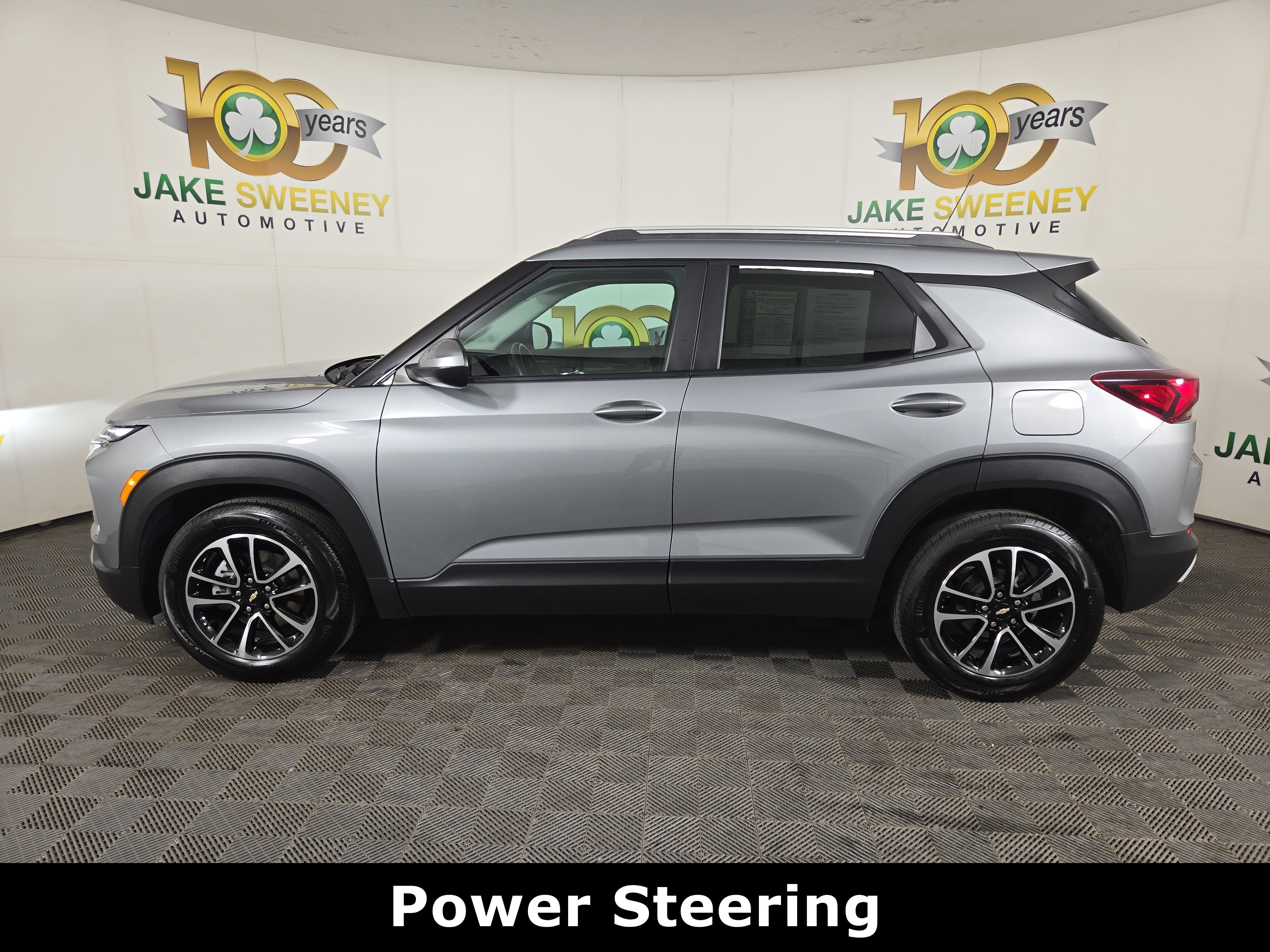 Used 2024 Chevrolet TrailBlazer LT w/ Convenience Package FWD image 6