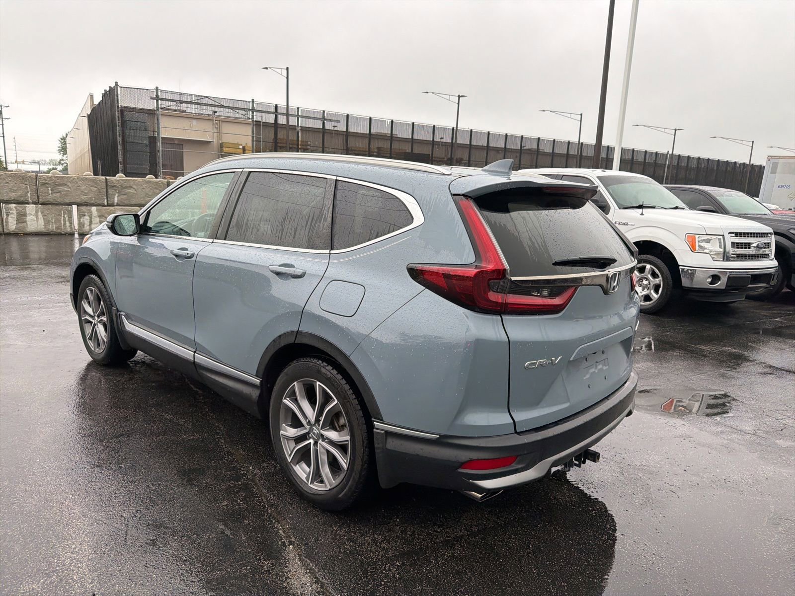 Used 2020 Honda CR-V Touring image 4