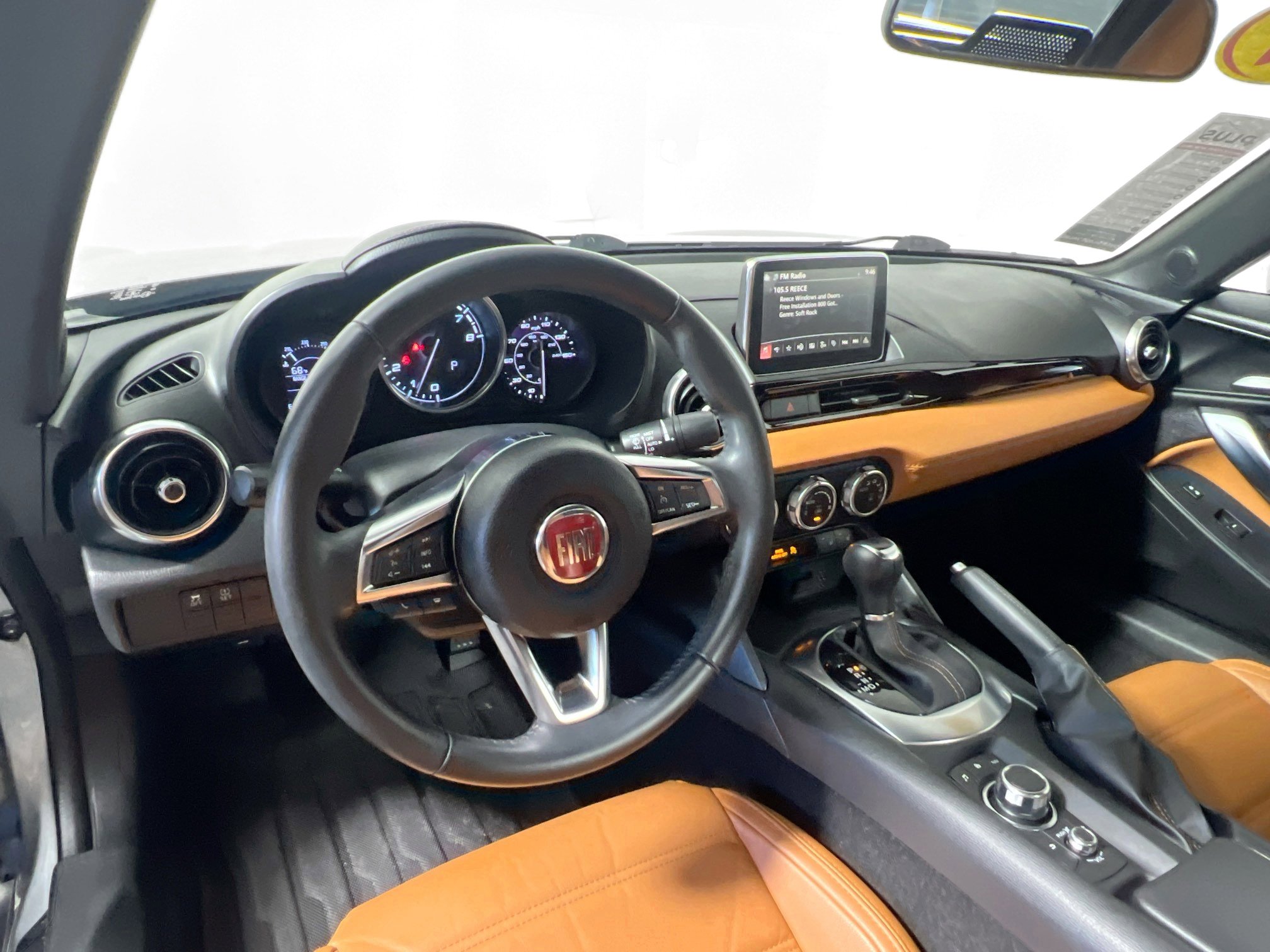 Used 2017 FIAT 124 Spider Lusso image 29