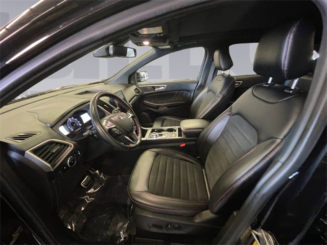 Used 2024 Ford Edge ST-Line w/ Class II Trailer Tow Package image 10
