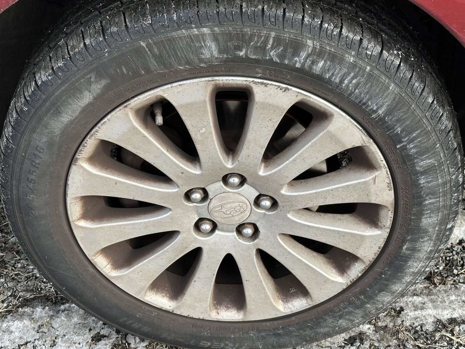 Used 2010 Subaru Impreza 2.5i Premium image 10