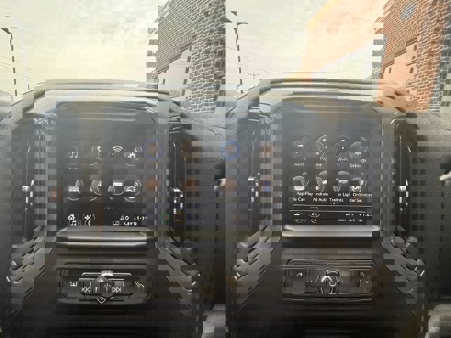 Used 2021 Chevrolet Silverado 1500 Custom Trail Boss image 25