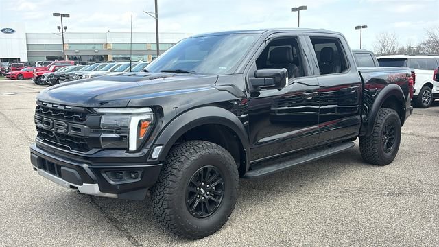 Used 2025 Ford F150 Raptor image 3