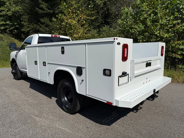 New 2026 RAM 3500 Tradesman image 11