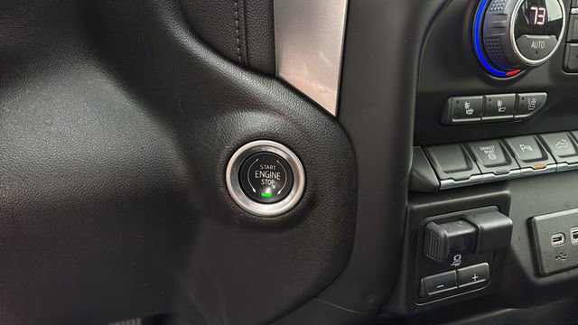 Used 2022 Chevrolet Silverado 2500 LTZ w/ LTZ Plus Package image 29