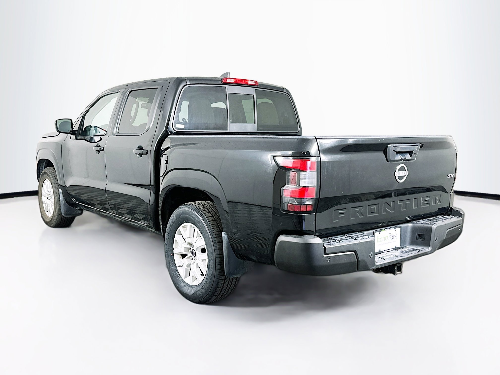 Used 2022 Nissan Frontier SV image 5
