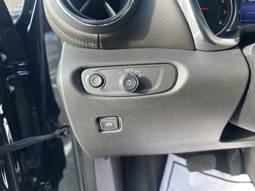 Used 2022 Chevrolet Blazer LT image 23