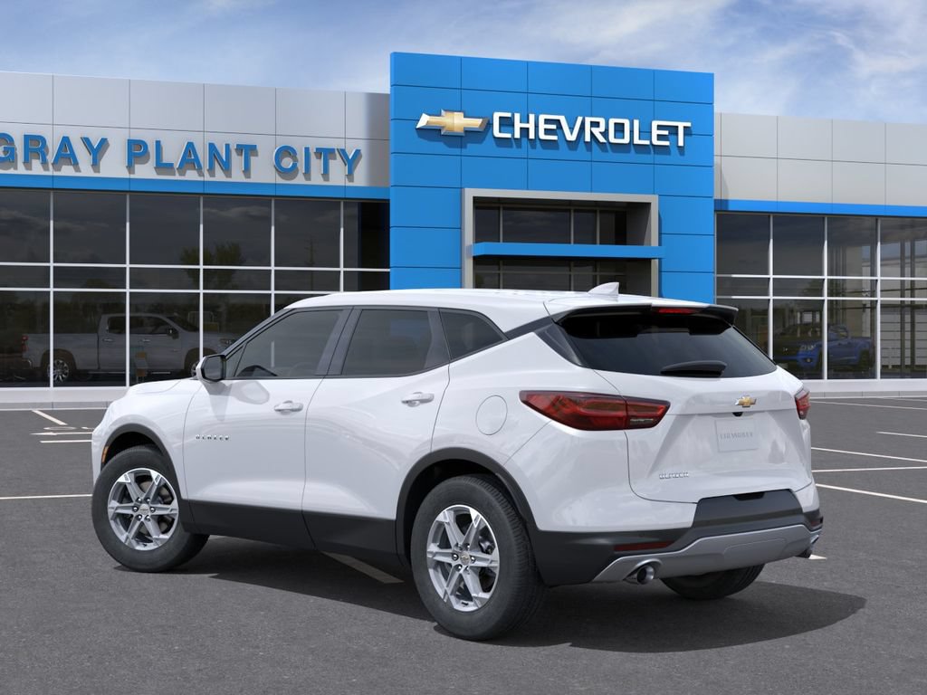 New 2025 Chevrolet Blazer LT w/ Driver Confidence Package FWD image 3