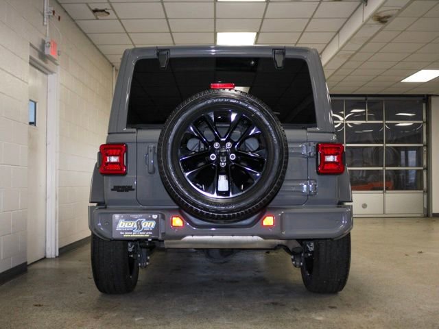 Certified 2022 Jeep Wrangler Unlimited Sahara image 6