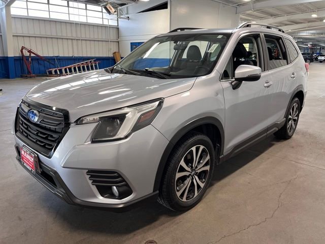 Used 2023 Subaru Forester Limited image 7