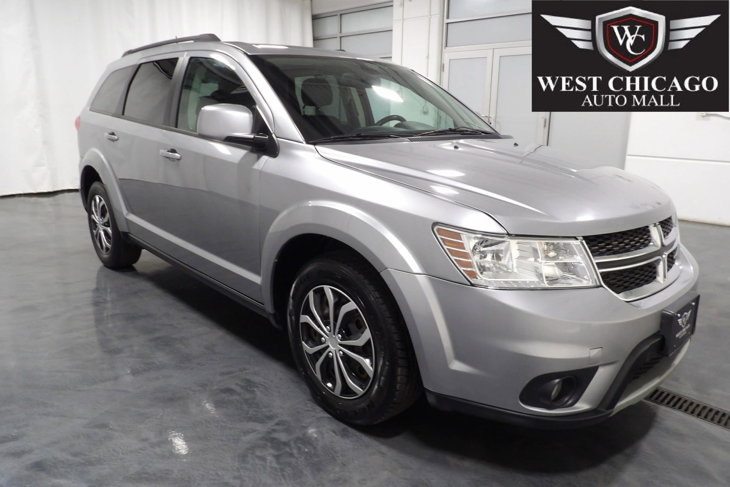 Used 2019 Dodge Journey SE w/ Connectivity Group