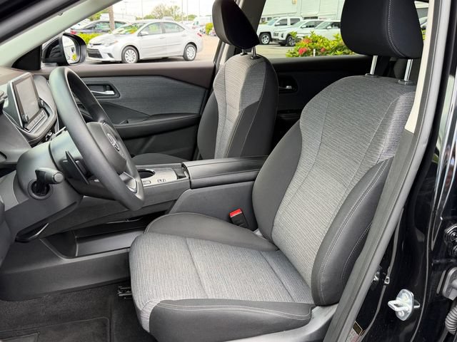 Used 2023 Nissan Rogue SV FWD image 10