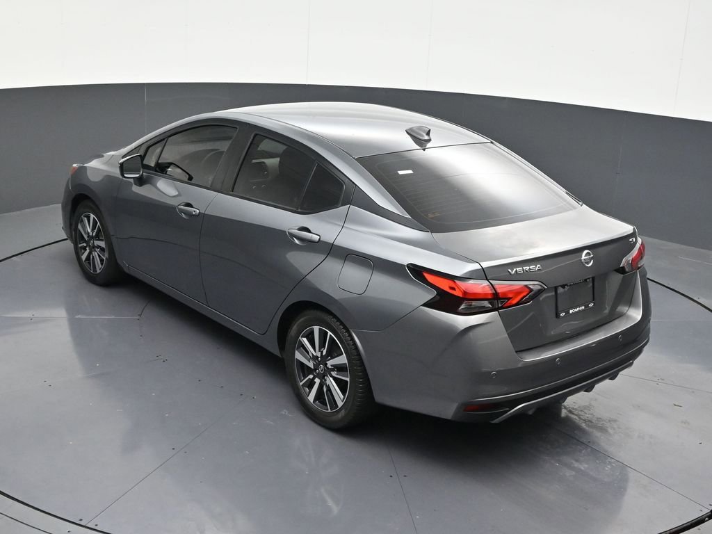 Used 2021 Nissan Versa SV FWD image 12
