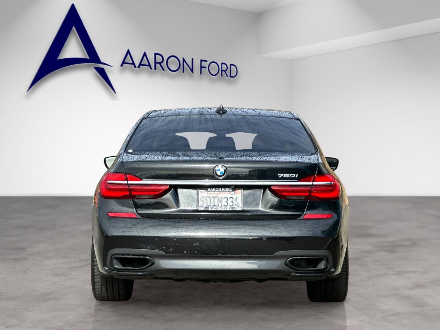 Used 2019 BMW 750i w/ M Sport Package image 4