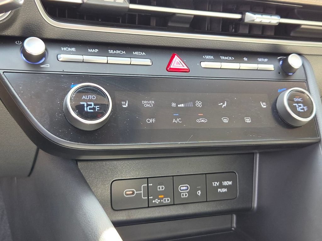 Used 2025 Hyundai Sonata SEL FWD image 21