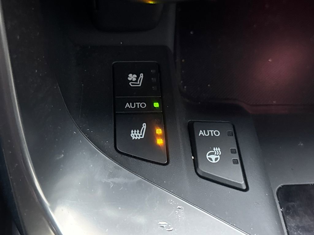 Used 2024 Lexus LX 600 F Sport image 27