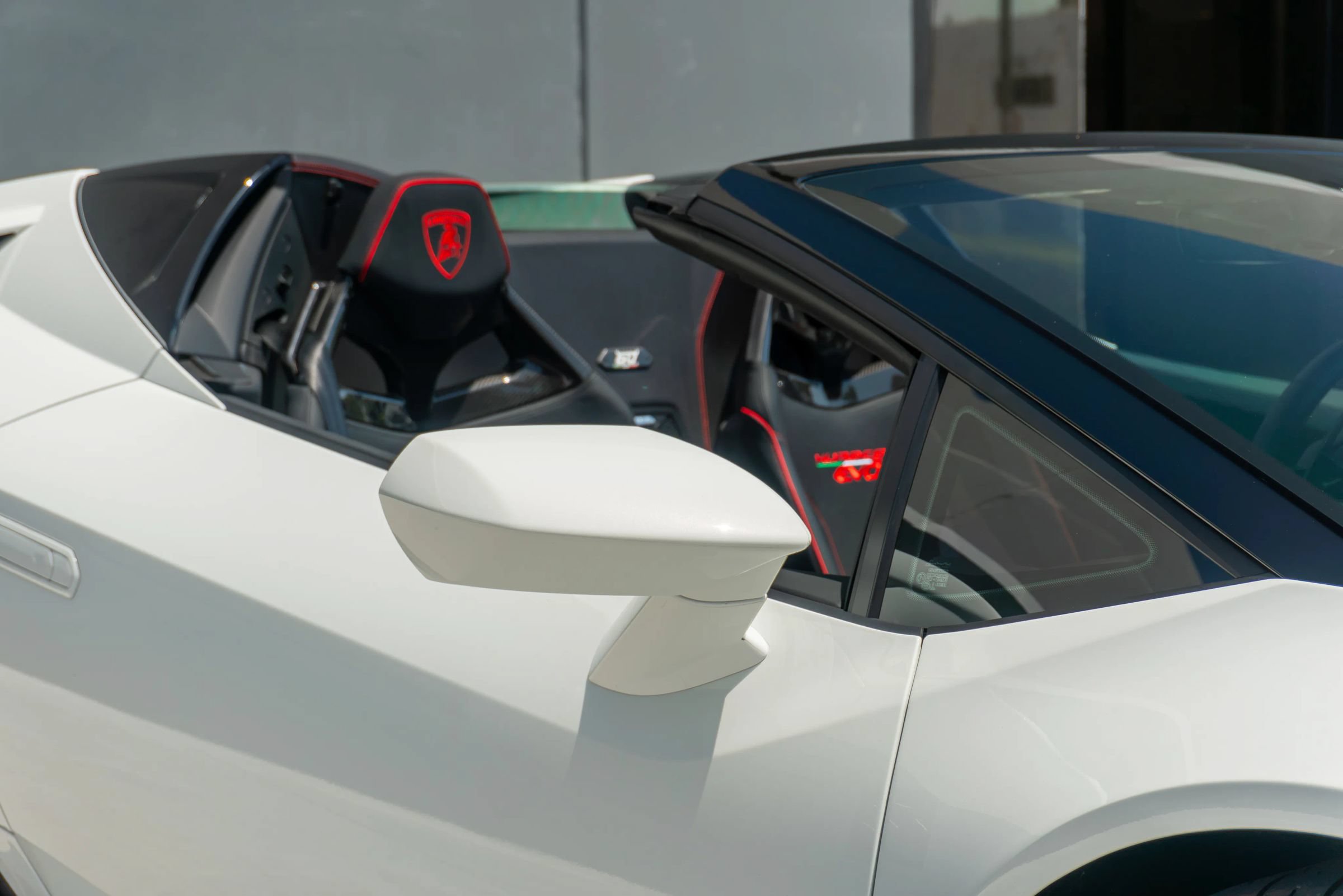 Used 2023 Lamborghini Huracan EVO RWD image 33