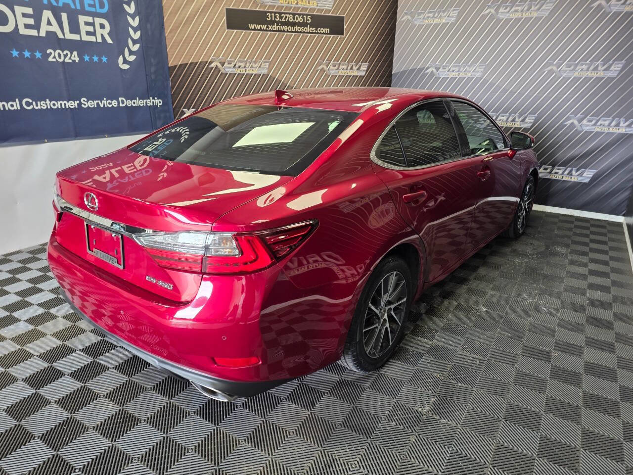 Used 2016 Lexus ES 350 w/ Luxury Package w/Wood Trim image 16