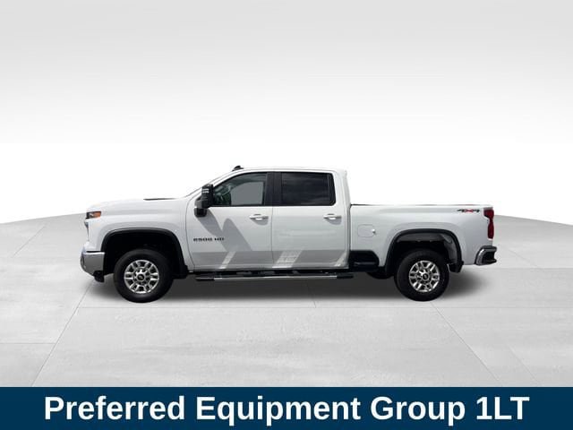 Used 2025 Chevrolet Silverado 2500 LT w/ Convenience Package AWD/4WD image 2