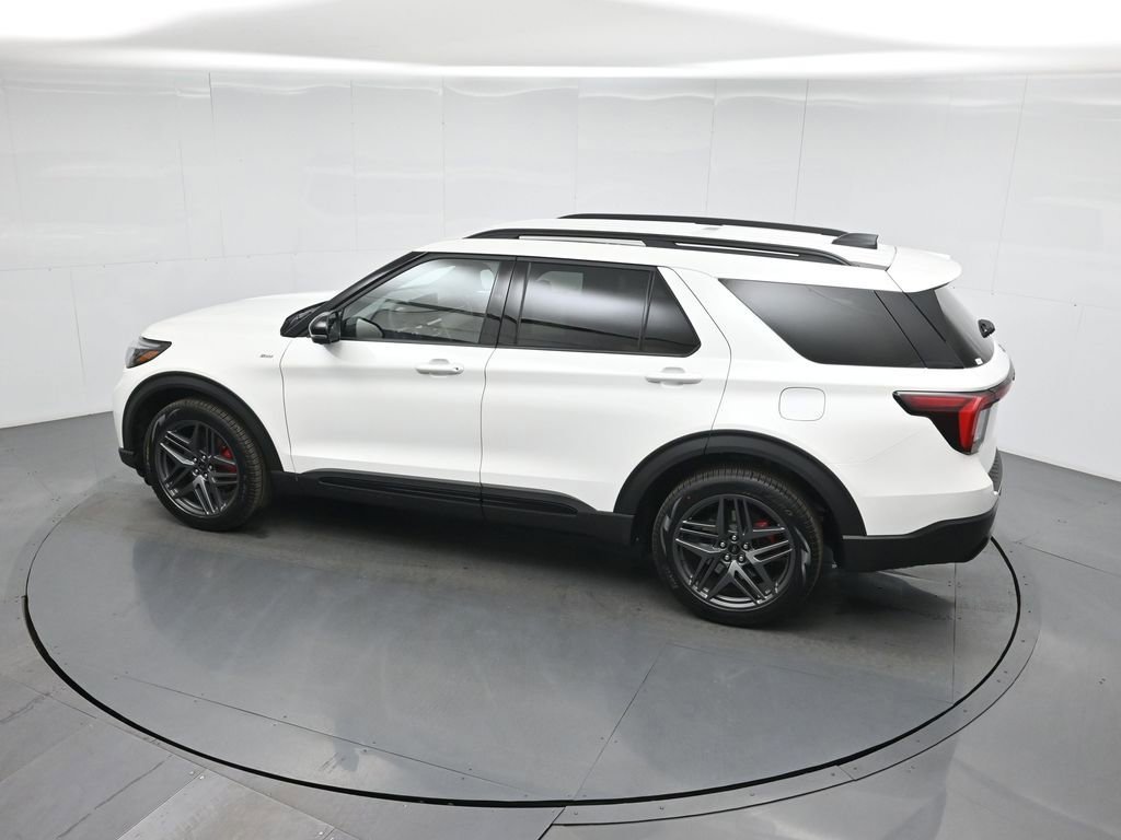 New 2026 Ford Explorer ST-Line w/ ST-Line Street Pack RWD image 41