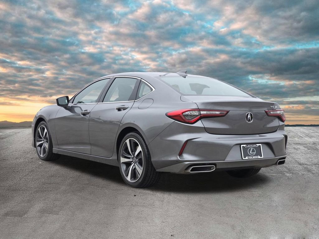 Used 2025 Acura TLX w/ Technology Package image 6