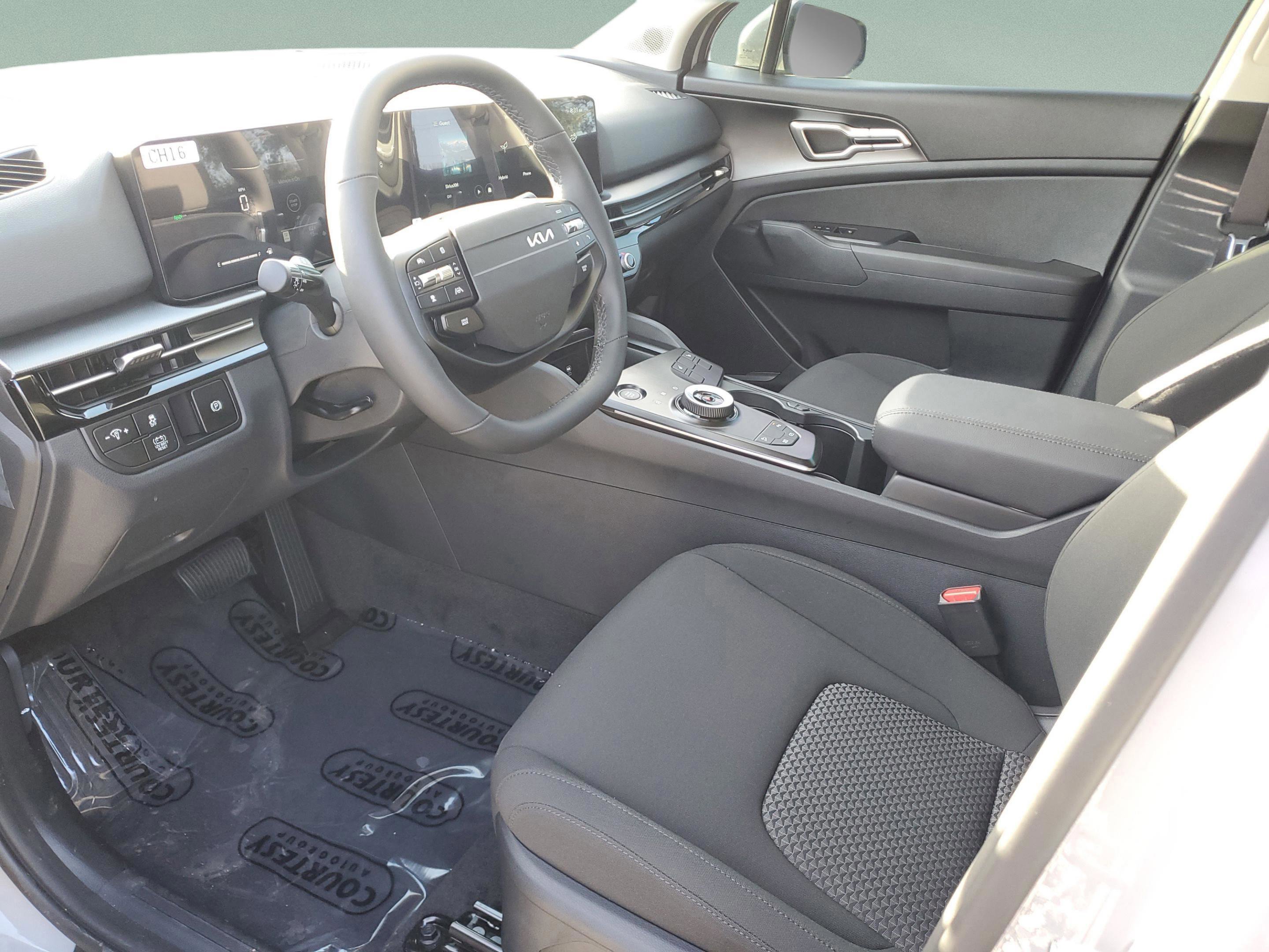 New 2026 Kia Sportage S image 24