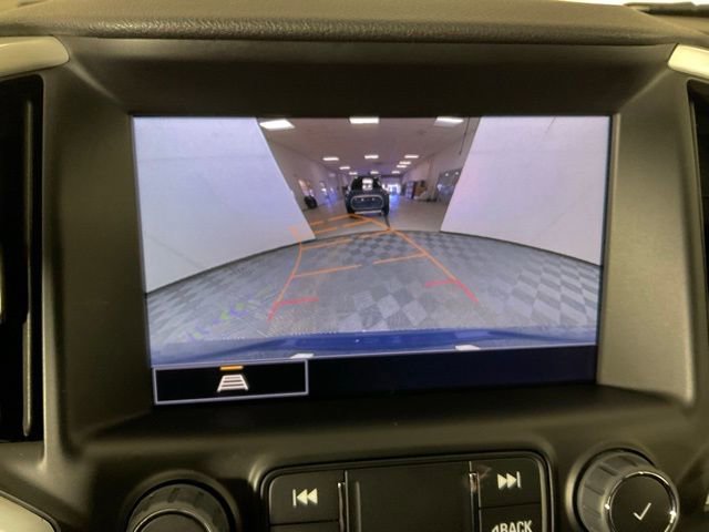 Used 2024 GMC Terrain SLT image 11