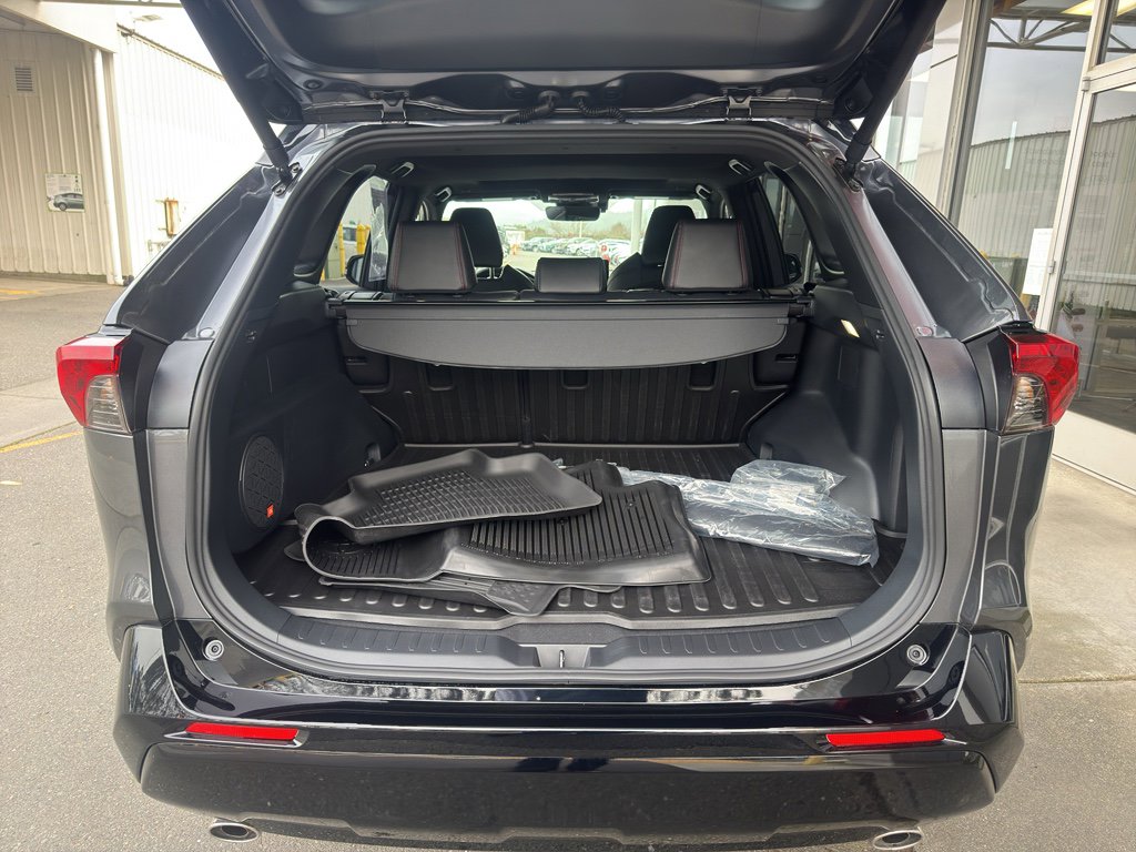 Used 2025 Toyota RAV4 XSE image 14