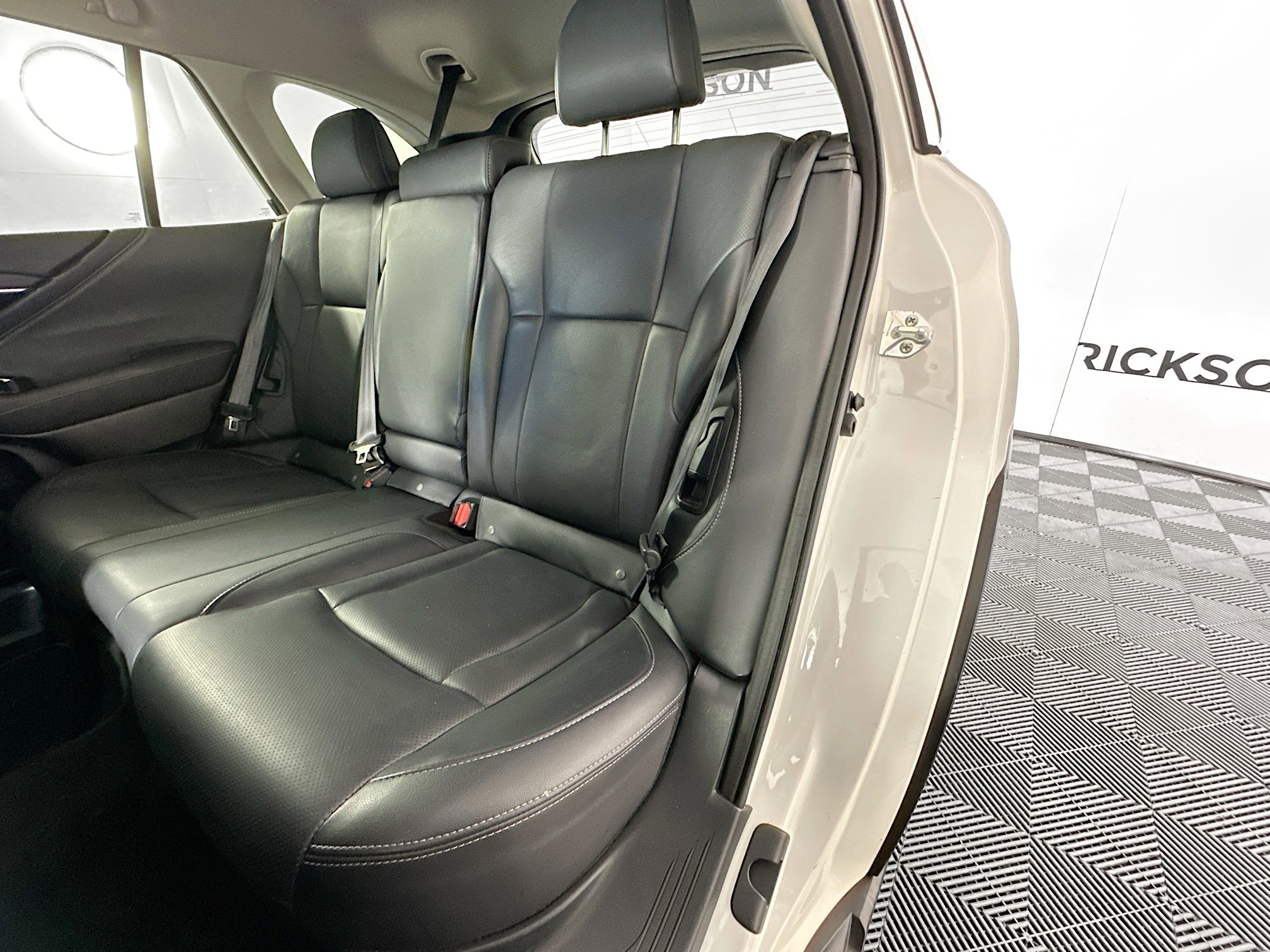 Used 2022 Subaru Outback Limited image 26