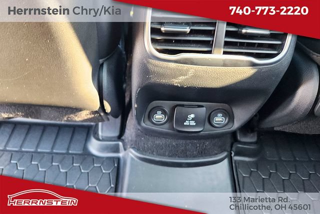 Used 2021 Hyundai Santa Fe Limited AWD/4WD image 27