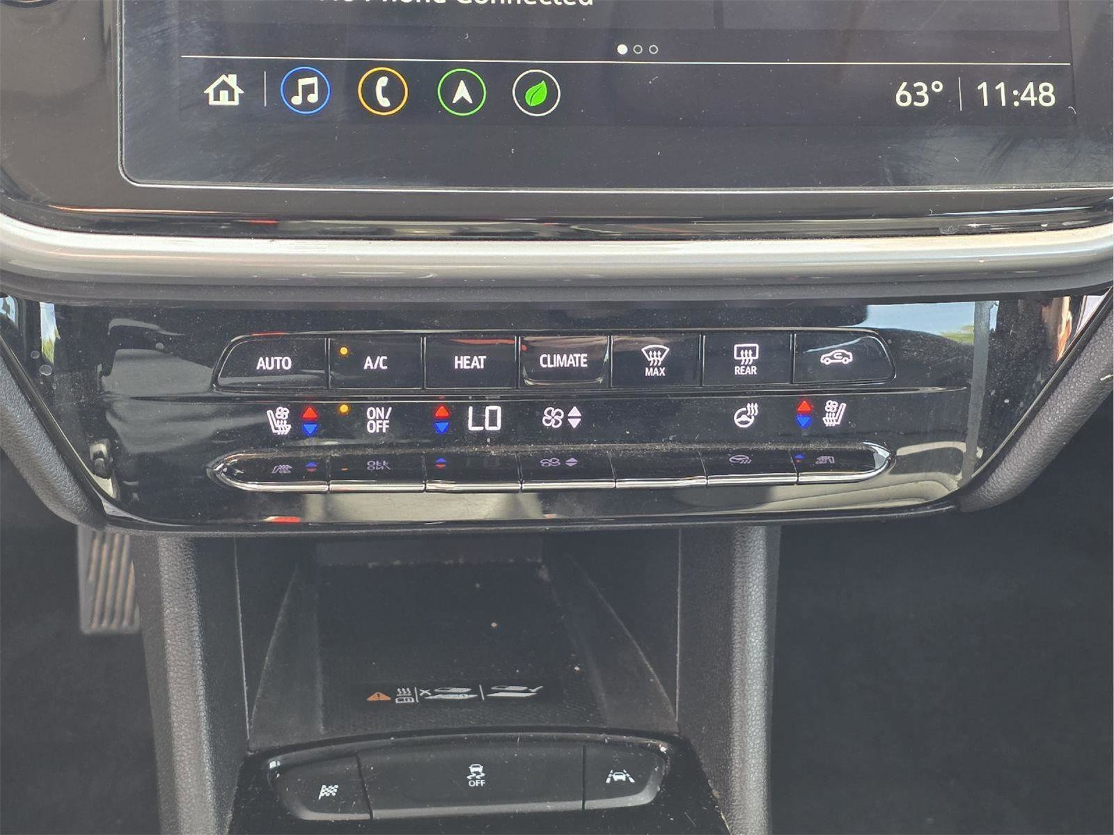 Used 2023 Chevrolet Bolt EUV Premier w/ Sun & Sound Package image 22