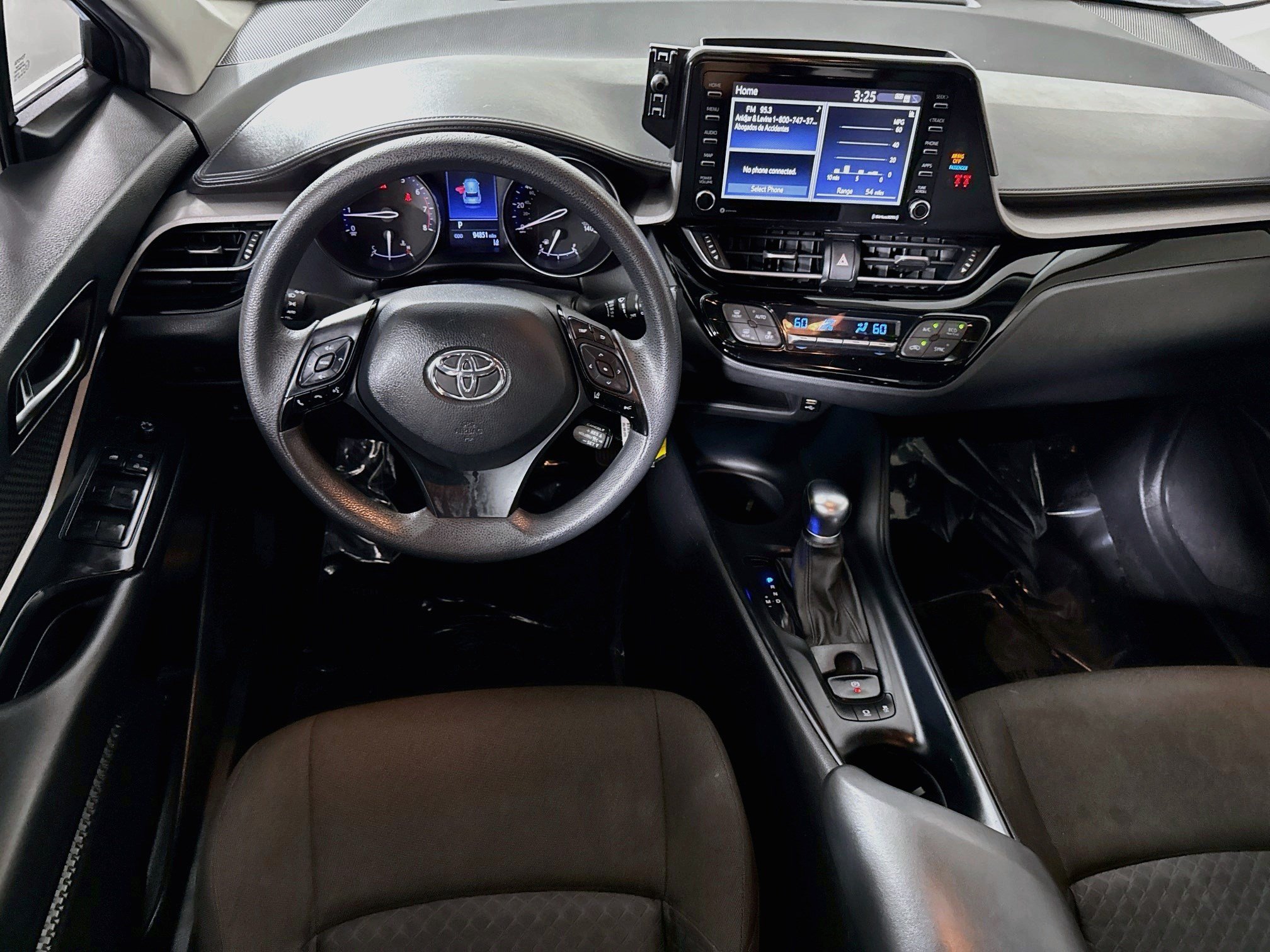 Used 2021 Toyota C-HR LE FWD image 17