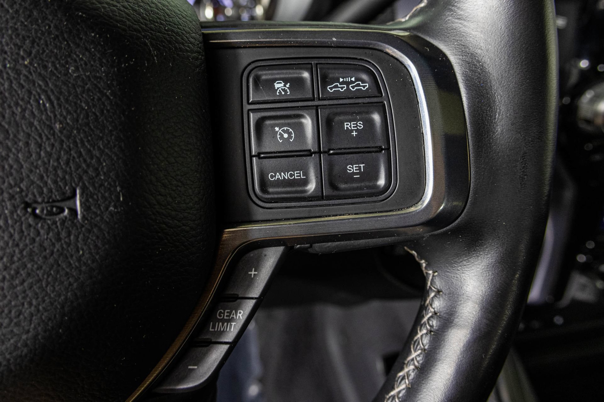 Used 2019 RAM 3500 Limited AWD/4WD image 33