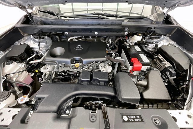 Used 2022 Toyota RAV4 XLE image 9