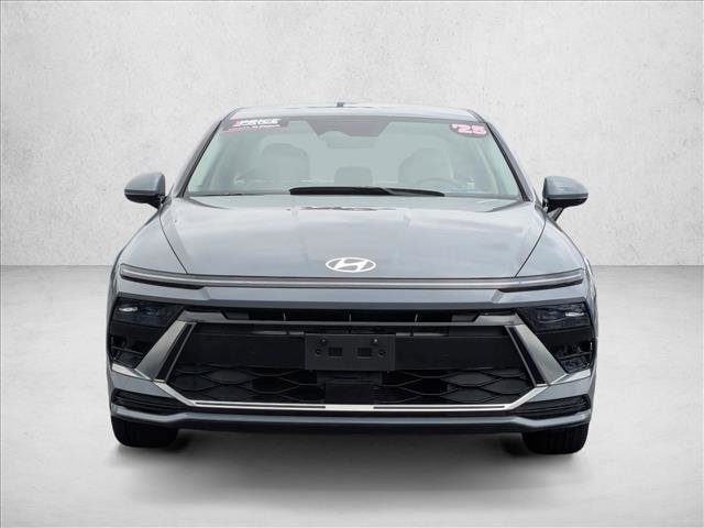 Used 2025 Hyundai Sonata SEL image 2