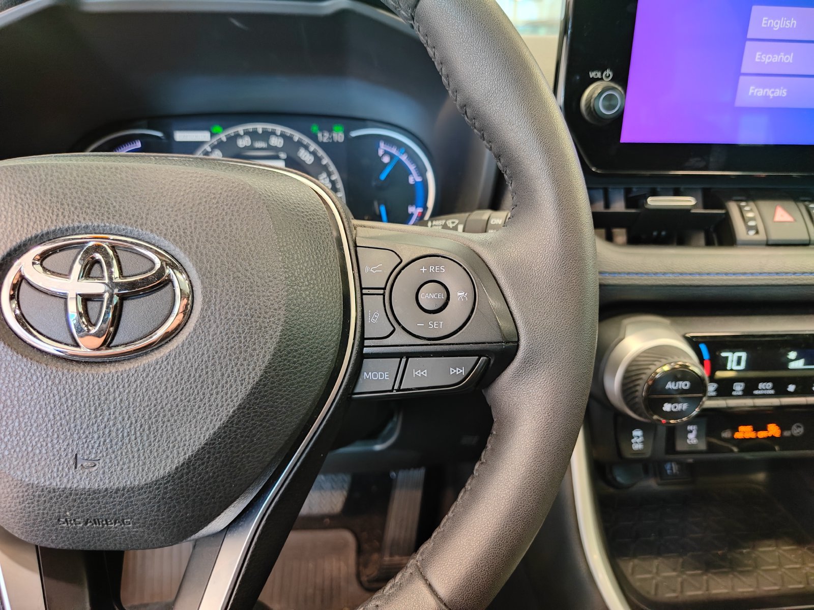 Used 2024 Toyota RAV4 XSE w/ Weather Package AWD/4WD image 12
