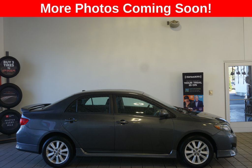 Used 2009 Toyota Corolla S FWD image 2