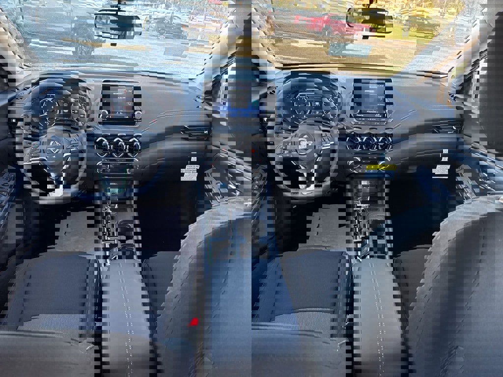 New 2025 Nissan Sentra SV w/ All-Weather Package image 18