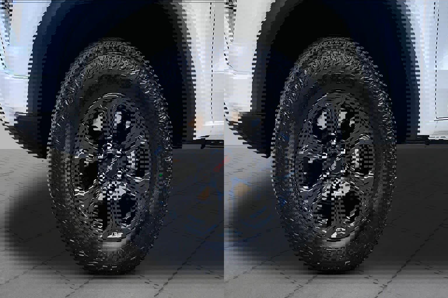 Used 2025 GMC Canyon Elevation RWD image 11