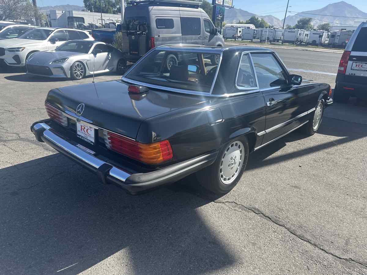 Used 1987 Mercedes-Benz 560 SL image 5